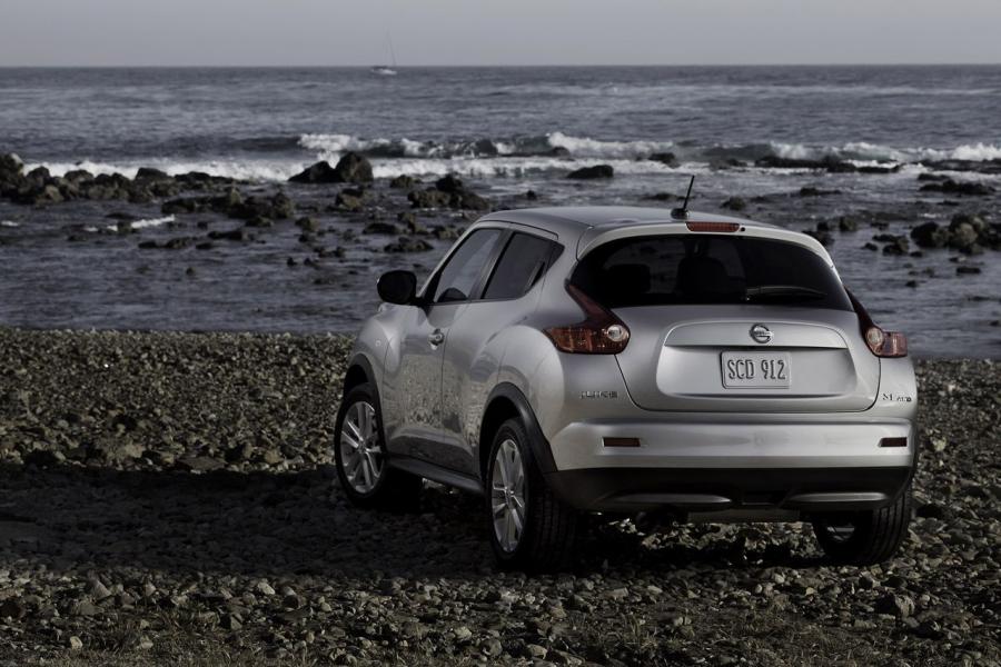  Nissan Juke 2010 года  (фото 25 из 174)